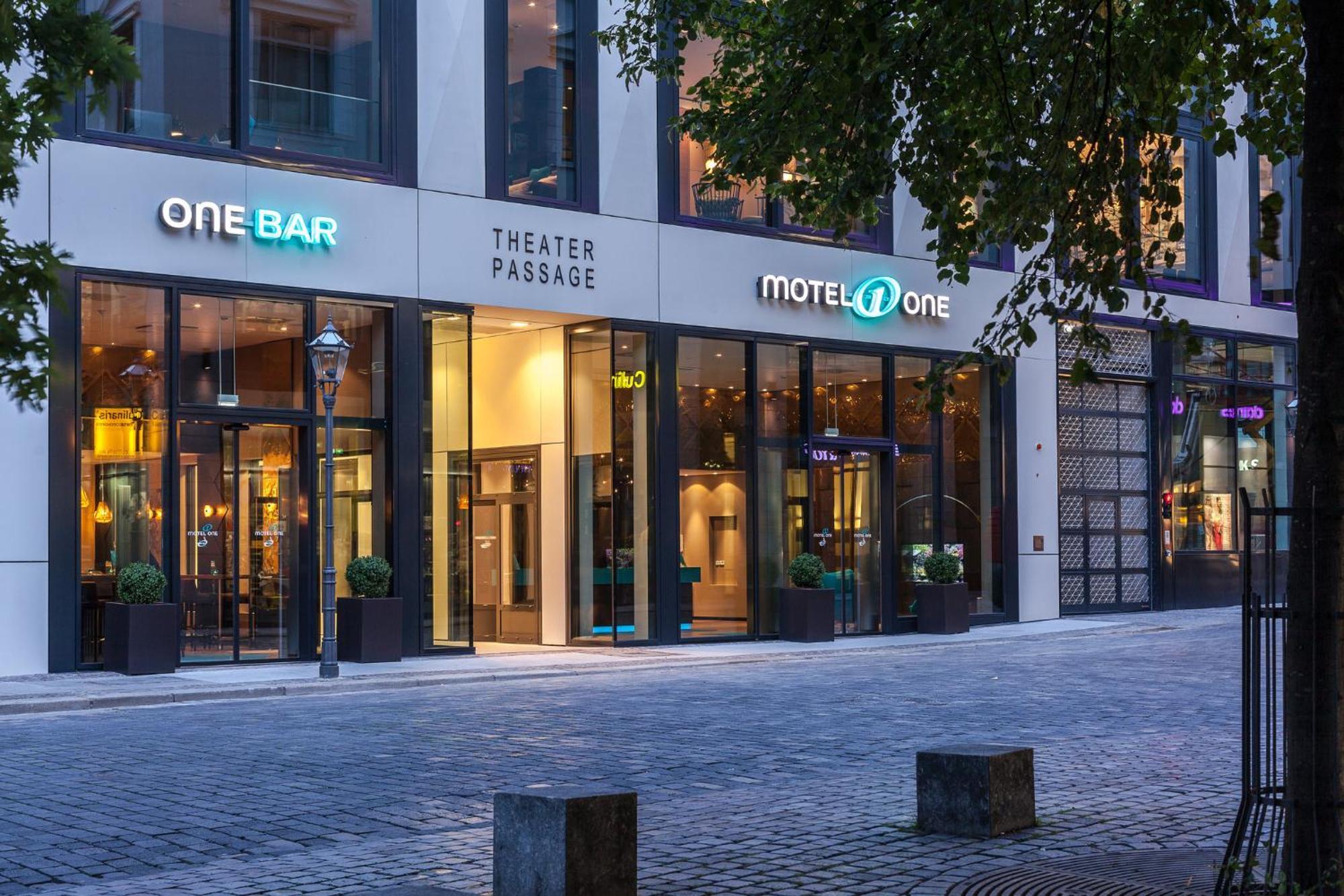 Motel One Leipzig-Augustusplatz Экстерьер фото